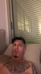 Dolarboy webcam model stream image