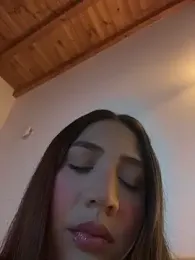 vellaah webcam model stream image