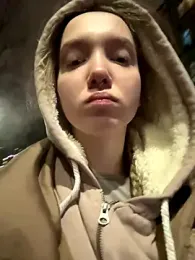 bambi_lu webcam model stream image