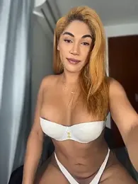 TastyTrap_18 webcam stripchat model stream image