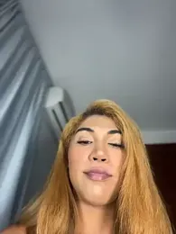 TastyTrap_18 webcam model stream image