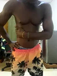 ThugMansion420 webcam model stream image