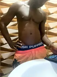 ThugMansion420 webcam model stream image