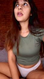 Apriilhot webcam cam4 model stream image