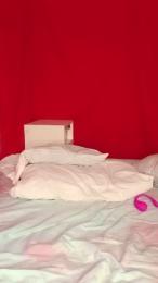 Apriilhot webcam cam4 model stream image