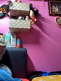 sexymelli18 webcam model stream image