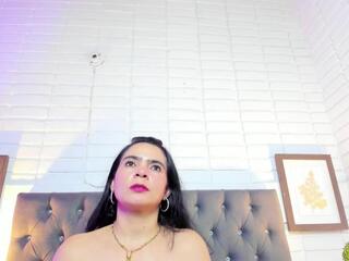 Samantha Fiire webcam model stream image