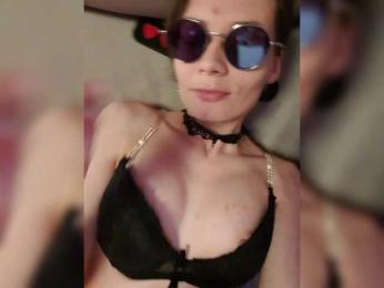 analiMilana webcam model stream image