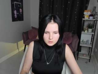 leilashynest webcam model stream image