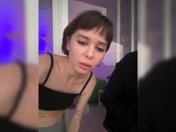 thechloee webcam model stream image