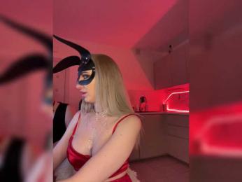 SOFYandMIKE webcam model stream image