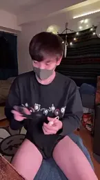 poketkuma webcam model stream image