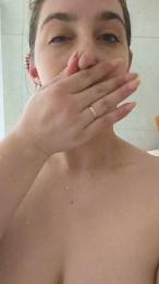 Ayutitaa webcam model stream image