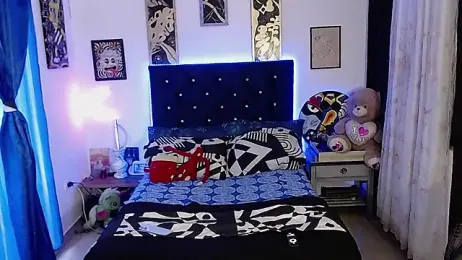 Yorsamm_and_friends webcam model stream image