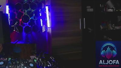 1st_omen webcam model stream image