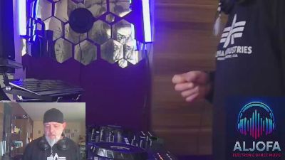 1st_omen webcam model stream image