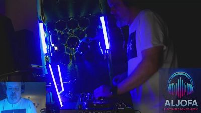 1st_omen webcam model stream image