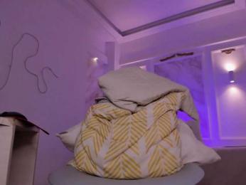 Pamela-78 webcam model stream image