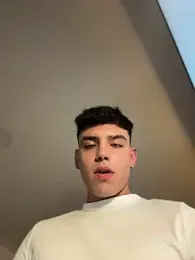 aronnhidden webcam stripchat model stream image