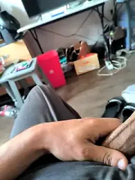 Aloxix webcam model stream image