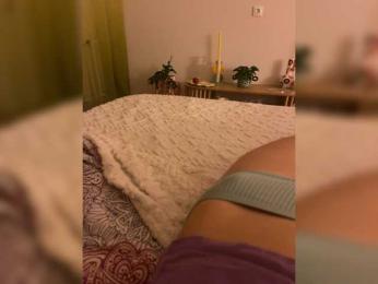 Chikipikin webcam model stream image