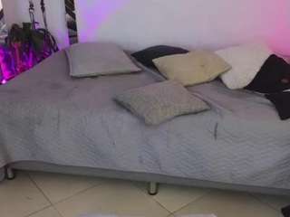 elissecinnamon webcam model stream image