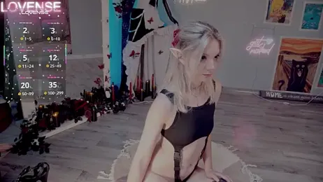 Careful_i_bite webcam model stream image