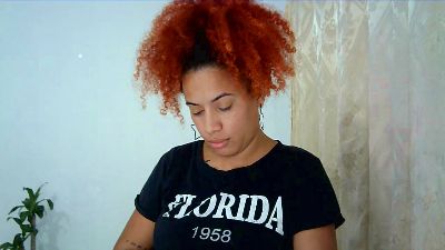 isa_bellaxx webcam model stream image