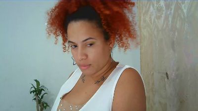 isa_bellaxx webcam model stream image