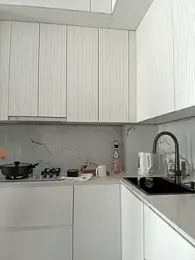 LuisaBecker webcam model stream image