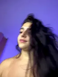 Alice777_ webcam stripchat model stream image