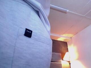 Teddy Fit webcam flirt4free model stream image