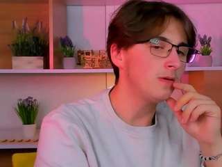 azen-rush webcam model stream image