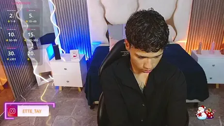 Ette_tay webcam model stream image