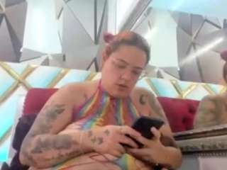 allicecooper webcam model stream image