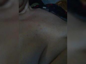 Juli-huston webcam model stream image