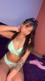 Cristalzita webcam model stream image