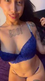 Cristalzita webcam model stream image