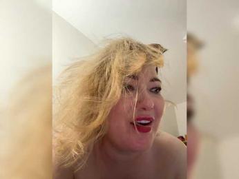 KlavaDavai webcam model stream image