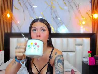 Gabriela Laurents webcam model stream image