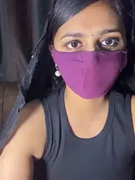 HeartQueen05 webcam model stream image