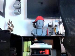 Zacck webcam model stream image