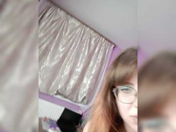 GirlFag webcam model stream image