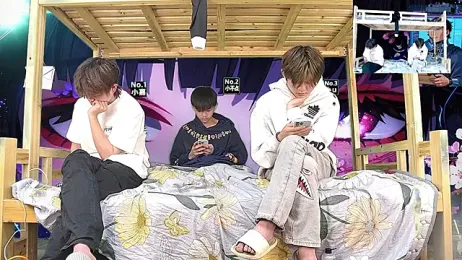 xiaohuangren01 webcam model stream image