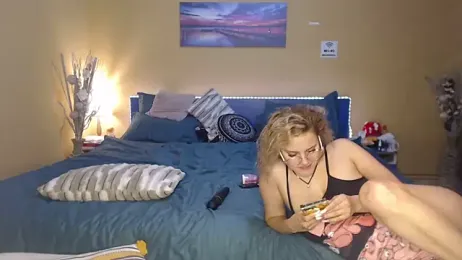 Tasty_Shape webcam model stream image