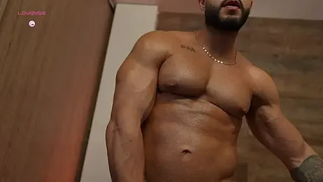 connor_h1 webcam model stream image