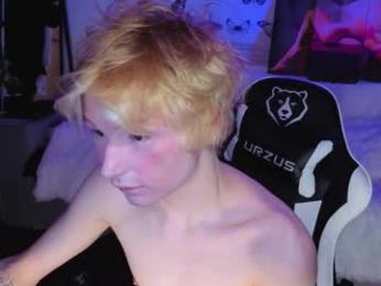 kessy_white webcam model stream image