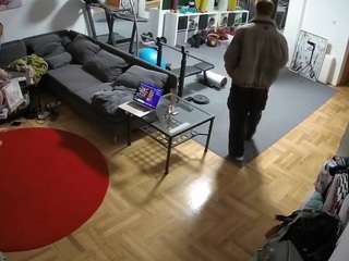 voyeurcam-julmodels-living-2 webcam model stream image