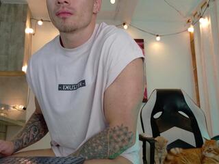 Ryan Blu webcam flirt4free model stream image