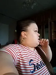 Janiffer_MiMi webcam model stream image